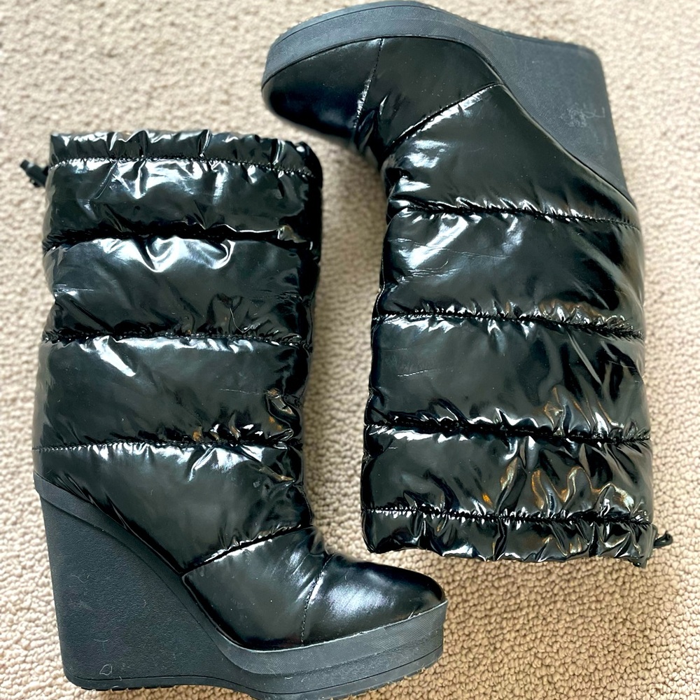 WOMENS COACH FARRAN SPORT PATENT BLACK PUFFER WINTER WEDGE BOOTS